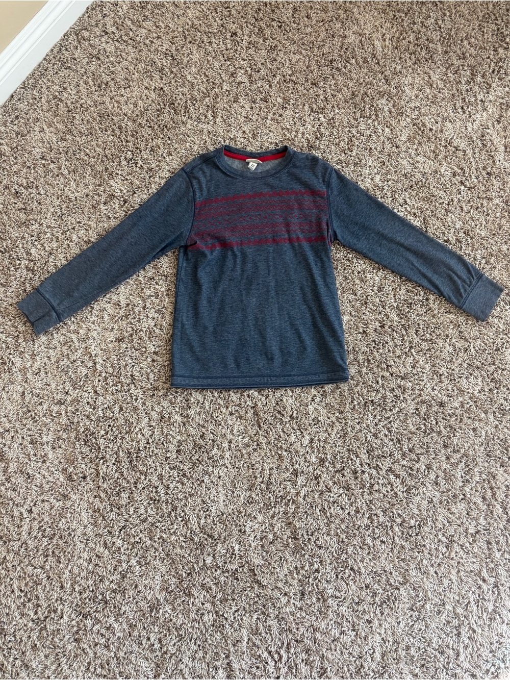Long-Sleeve Kids Crewneck Shirt - Navy with Burgundy Stripe boys medium 8/10